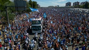 Argentiniens WM-Party geriet außer Kontrolle. (Bild: APA/AFP/Tomas CUESTA)