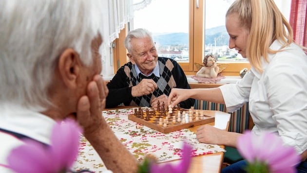 Statt im Seniorenheim wollen viele Steirer lieber in den eigenen vier Wänden alt werden. (Bild: karlheinzfessl.com)