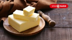 Die Preise für Butter sind heuer in die Höhe geschossen. Wir zeigen, wie es auch günstiger geht. (Bild: Olga Kriger - stock.adobe.com)