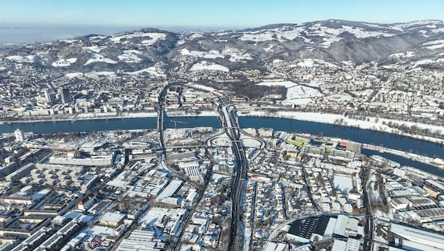 Schon jetzt herrscht rege Bautätigkeit im Viertel, welche die Verkehrsfrequenz erhöht. Dies wird sich auch die nächsten Jahre nicht ändern. (Bild: PTU/Pertlwieser)