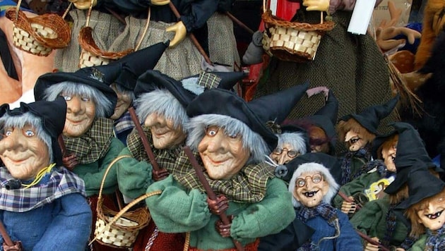 Die Hexe Befana besucht die Kinder am 6. Jänner mit Süßigkeiten oder Kohle. (Bild: Ciro Fusco)