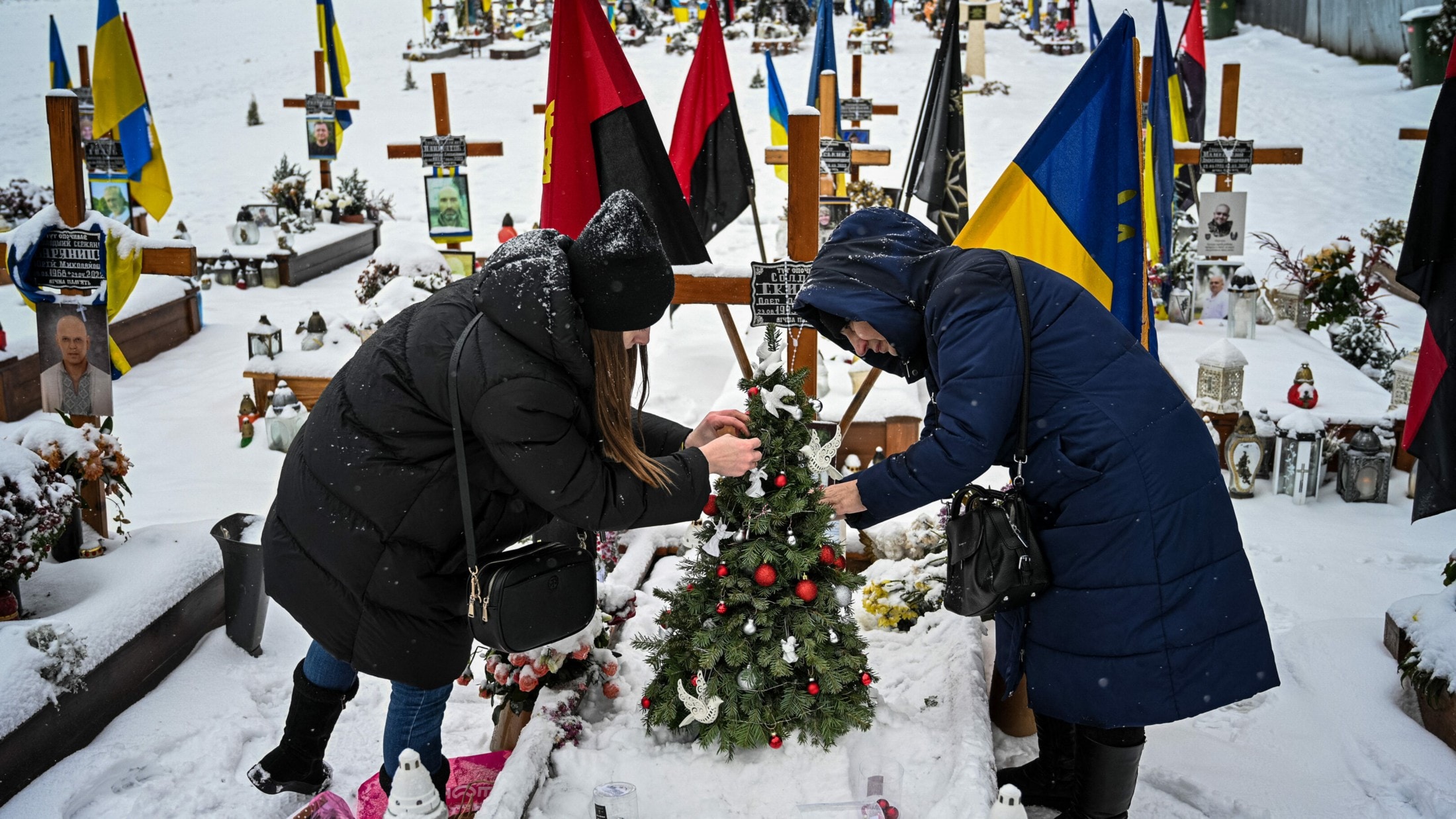 Dunkle Weihnachten - Putins Krieg ändert Traditionen in der Ukraine 