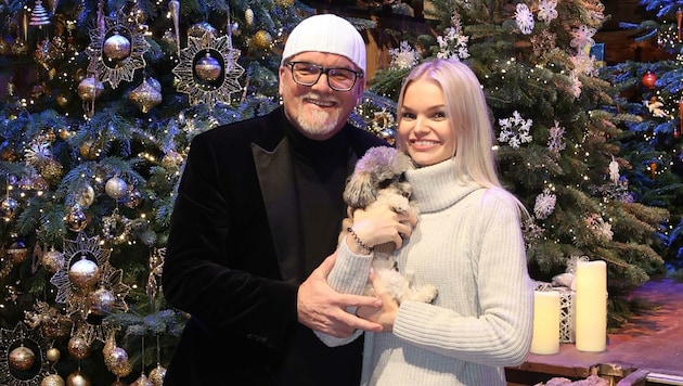 Besonderen Besuch bekommen Gerry Friedle (DJ Ötzi) und Tochter Lisa-Marie dieses Jahr an Heiligabend. (Bild: Scharinger Daniel)