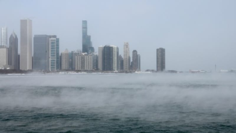 In Chicago am Michigansee wurden minus 21 Grad Celsius gemessen. (Bild: APA/AFP/KAMIL KRZACZYNSKI)