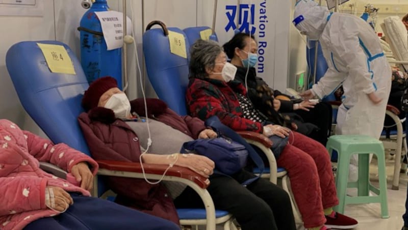 Corona-Patienten in einem chinesischen Spital (Bild: APA/AFP/Noel CELIS)