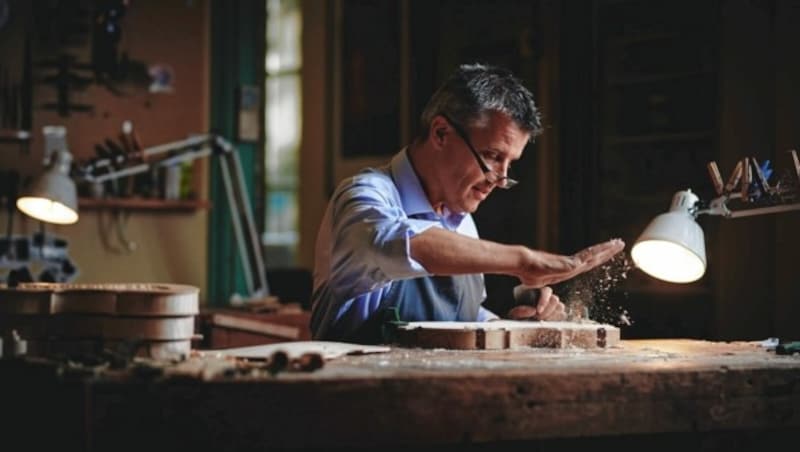 Edgar Russ bei der Arbeit (Bild: KOENIGSHOFER MICHAEL)