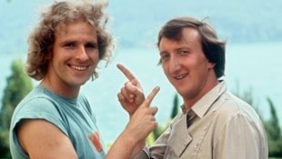 Thomas Gottschalk und Schauspieler Mike Krüger während der Dreharbeiten am Wörthersee im Juni 1983 zum Kinofilm „Die Supernasen“ (Bild: APA/dpa/Istvan Bajzat)