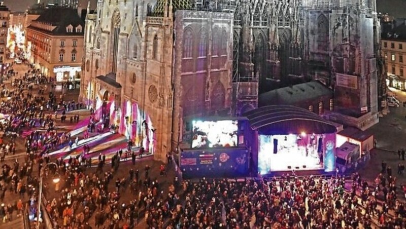 Der Stephansplatz ist heuer wieder Herzstück des Silvesterpfades (Archivbild). (Bild: Christian JOBST)