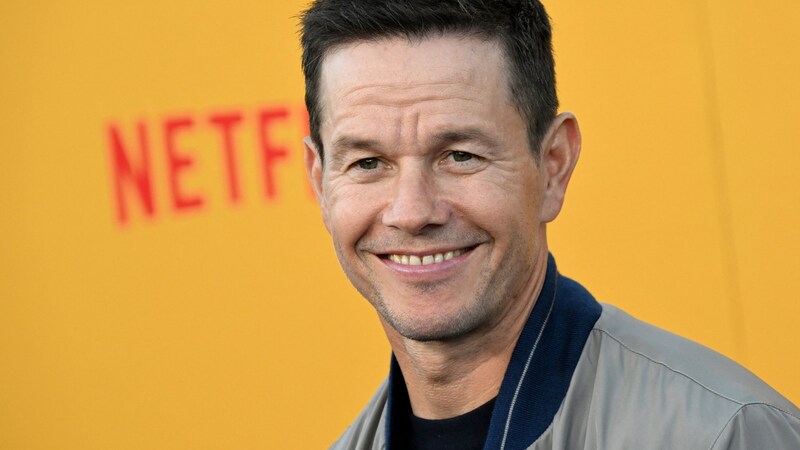 Mark Wahlberg verriet, dass seine Mama ein Auge auf George Clooney geworfen habe. Und sicher war, sie hätte bei dem Hollywood-Beau eine Chance. (Bild: APA/AFP/Robyn Beck)