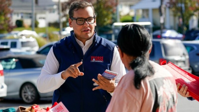 George Santos in einem früheren Wahlkampf (Bild: Associated Press)