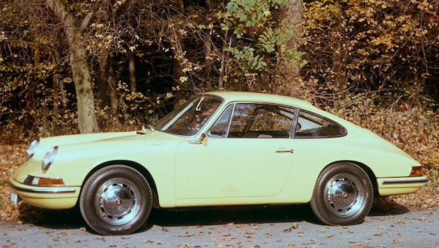 1963 brachte Porsche den 901 auf den Markt, der bald in 911 umbenannt wurde. (Bild: Porsche)