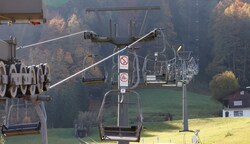 Kein Skibetrieb: Die Zinkenlifte stehen. (Bild: Tschepp Markus)