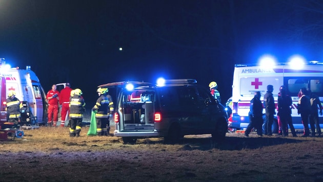 Ein 18-Jähriger in St. Johann am Steinfelde wurde bei der Explosion eines Feuerwerkskörpers tödlich verletzt. (Bild: APA/ALEXANDER STEININGER)