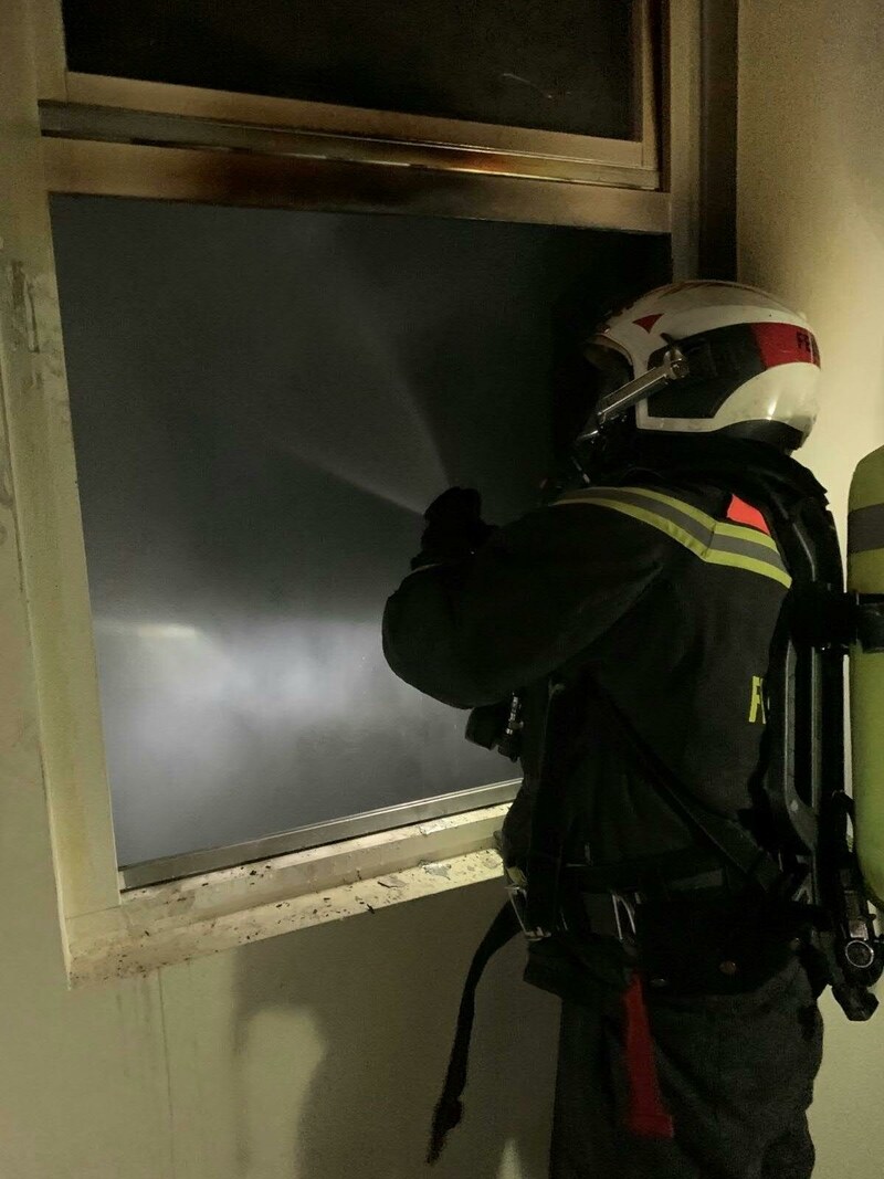 Auch Brände in Wohnungen mussten bekämpft werden. (Bild: APA/STADT WIEN/FEUERWEHR)