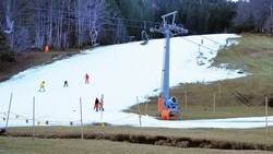 Schneemangel in Lackenhof am Ötscher (NÖ) (Bild: Crepaz Franz)