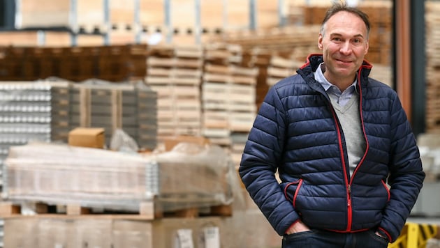 Norbert Lehner übernimmt mit seiner Firma die Räumung des Falkensteiner-Hotels in Bad Leonfelden. (Bild: Markus Wenzel)