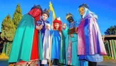 Severin (7), Fabian (9), Adrian (5), Natalie (9) und Hanna (8) sind stimmkräftige Sternsinger aus Leidenschaft (Bild: Sepp Pail)