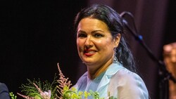 Die russische Opernsängerin Anna Netrebko bei den Schlossfestspielen in Regensburg (Bild: APA/dpa/Armin Weigel)