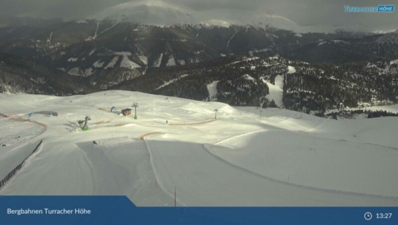 Aus Sicherheitsgründen ist die Mehrheit der Skilifte geschlossen (Bild: Turracherhöhe Webcams)