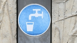 Bei Grundwasser-Proben in Paschinger Brunnen wurden PFAS (per- und polyfluorierte Alkylverbindungen) entdeckt. (Bild: P. Huber)