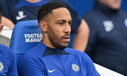 Ein gewohntes Bild: Pierre-Emerick Aubameyang auf der Ersatzbank der „Blues“.