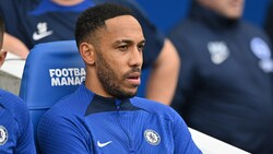Ein gewohntes Bild: Pierre-Emerick Aubameyang auf der Ersatzbank der „Blues“.