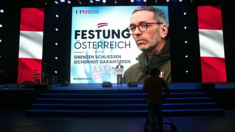 FPÖ-Parteichef Herbert Kickl beim Neujahrstreffen der FPÖ in Wiener Neustadt (Bild: APA/ALEX HALADA)