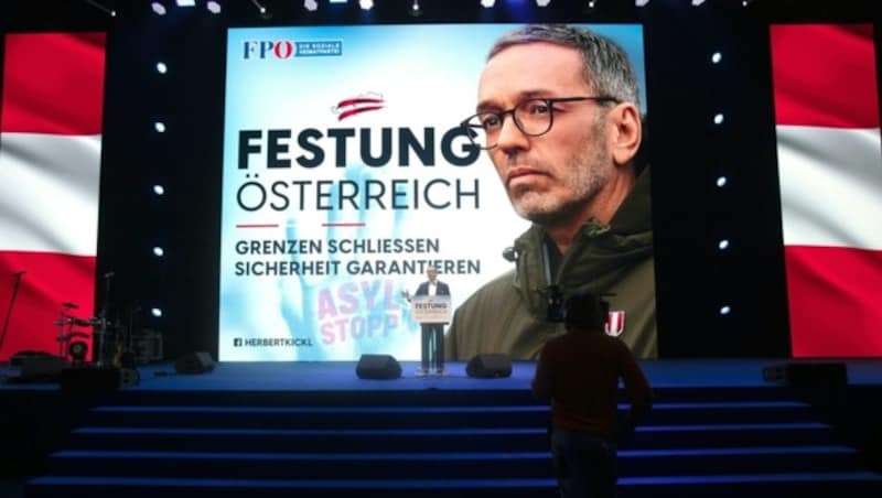 FPÖ-Parteichef Herbert Kickl beim Neujahrstreffen der FPÖ in Wiener Neustadt (Bild: APA/ALEX HALADA)