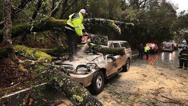 Die schweren Unwetter in Kalifornien dauern bereits seit dem 27. Dezember an. (Bild: ASSOCIATED PRESS)