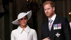 Das neue Enthüllungsbuch von Meghans und Harrys Vertrautem Omid Scobie sorgt jetzt für Aufregung. In der niederländischen Ausgabe wurde nämlich offenbar der royale Rassist geoutet. (Bild: AP Photo/Matt Dunham, Pool)