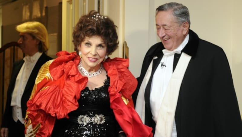 Im Februar 2013 besuchte Gina Lollobrigida als Stargast von Richard Lugner den Wiener Opernball. (Bild: APA/HERBERT P. OCZERET)