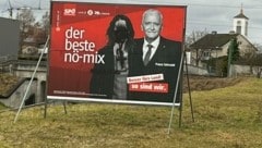 Bei fast allen Plakaten wurden das Gesicht von Stadtchefin Kerstin Suchan-Mayr besprüht und ihr Name unkenntlich gemacht. In dem Fall wurde auch noch großes ein schwarzes Kreuz angebracht (Bild: ZVG)