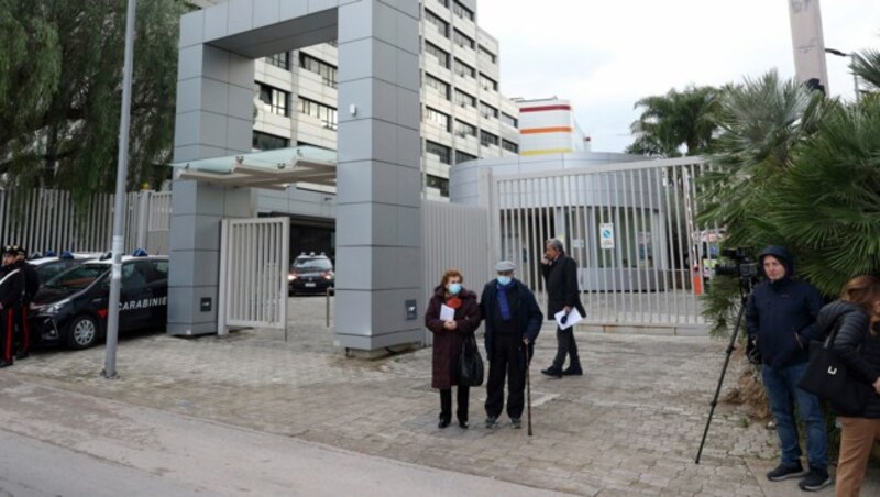 Die Privatklinik in Palermo (Bild: Alberto Lo Bianco/LaPresse via AP)