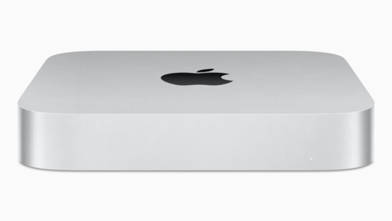 Das M2-Pro-Modell des Mac Mini kann bis zu drei Bildschirme ansteuern. Beim Einsteigermodell sind es nur zwei. (Bild: Apple)