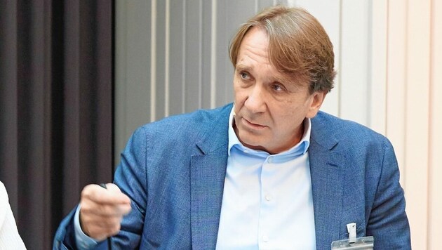 Wolfgang Panhölzl (AK): „Wer heuer geht, hat eine um 5,3 Prozent zu niedrige Pension.“ (Bild: Barbara Bertolini / OTS)