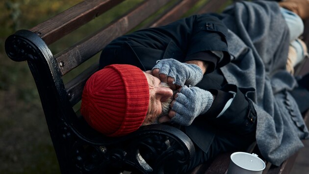 Am Land gibt es oft weniger Obdachlosen-Einrichtungen als in der Stadt. (Bild: alfa27 - stock.adobe.com)