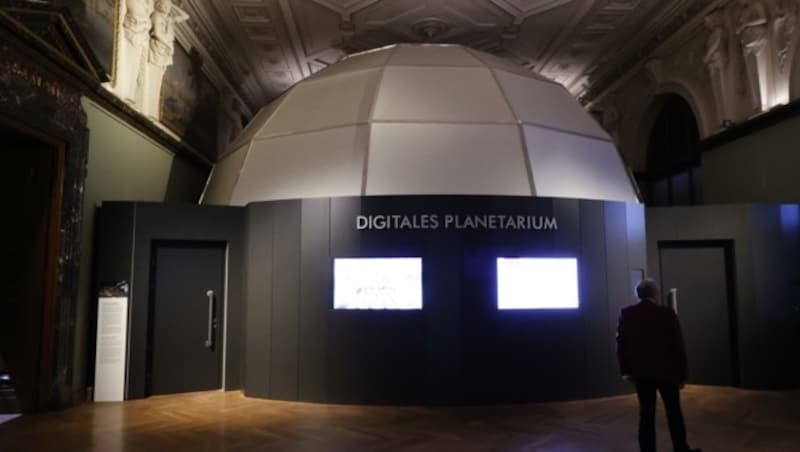 Für Besucher ist das teure Planetarium bereits geschlossen. (Bild: Holl Reinhard)