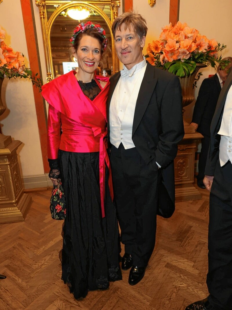 Schauspieler Tobias Moretti mit Ehefrau Julia (Bild: Starpix/ Alexander TUMA)