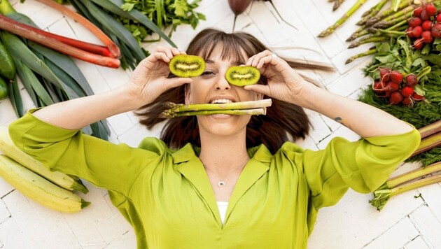 Gemüse und Obst sind die Basis gesunder Ernährung - aber gesund ist für jeden etwas anderes. (Bild: Getty Images/iStockphoto)
