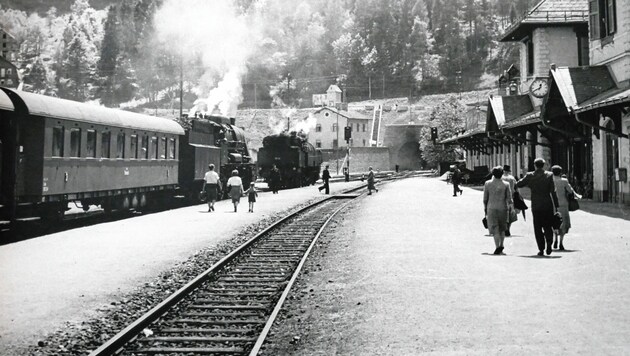 „Waldbauernbub“ Peter Rosegger schrieb seine erste Fahrt mit der Semmeringbahn nieder (Bild: Südbahnmuseum Mürzzuschlag , Repro Wagner)