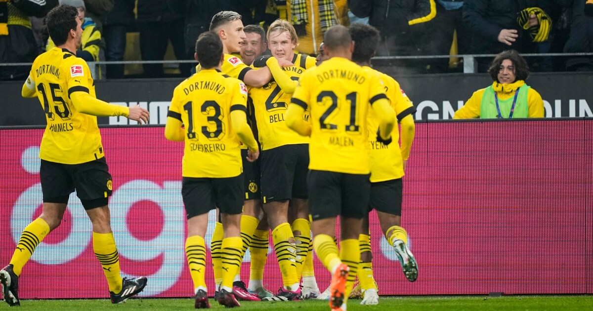 Deutsche Bundesliga - Borussia Dortmund Gewinnt Verrücktes Torfestival ...