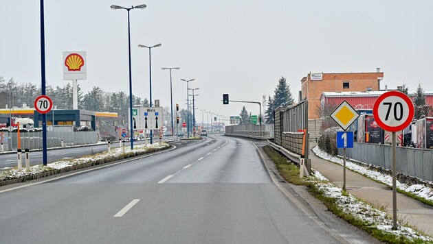 Die B 1 ist ein beliebter Schauplatz illegaler Straßenrennen. (Bild: Dostal Harald)