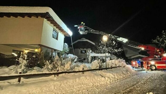 Dieses Haus musste sogar evakuiert werden (Bild: FF Peratschitzen)