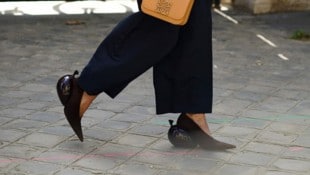 Dieser außergewöhnliche Schuh avanciert gerade zum absoluten Trend-Schuh. (Bild: Sabatelli, Lucia / Action Press / picturedesk.com)