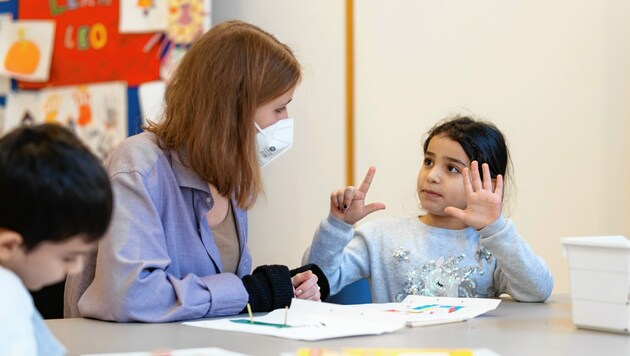 In den LernLEOs erhalten Kinder kostenlose Nachhilfe. (Bild: Samariterbund)