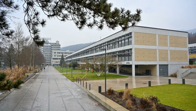 Ein Blick auf den älteren Teil des JKU-Campus. Ein bisschen mehr Pep durch eine IDA könnte optisch nicht schaden. (Bild: Dostal Harald)