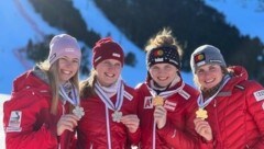 Elisabeth Aigner, Veronika Aigner, Barbara Aigner und Klara Sykora (v. re. n. li.) holten im abschließenden Slalom Gold und Silber. (Bild: ÖSV/Marcus Hartmann)