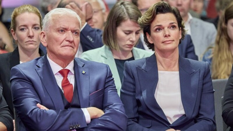 Ernüchterung bei SPÖ-Kandidat Franz Schnabl und Pamela Rendi-Wagner am Wahlabend (Bild: GEORGES SCHNEIDER/PHOTONEWS.AT)