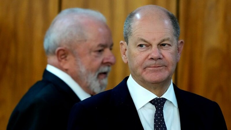 Bundeskanzler Olaf Scholz konnte den brasilianischen Präsidenten Luiz Inácio Lula da Silva nicht auf seine Seite ziehen. (Bild: AP)