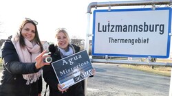 Nina Meran (li.) und Brigitta Pelzer freuen sich auf viele Detektive. (Bild: Judt Reinhard)